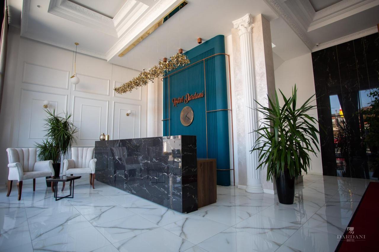 Hotel Dardani Titova Mitrovica エクステリア 写真